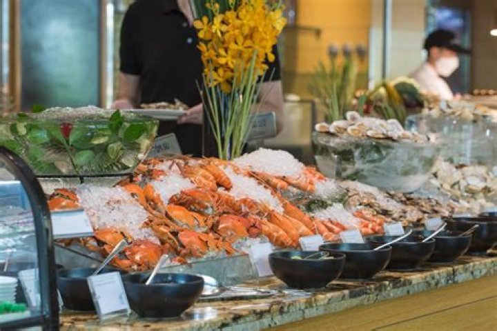 Aj'seafood &amp; Oyster Bar: A Premier Seafood Dining Experience