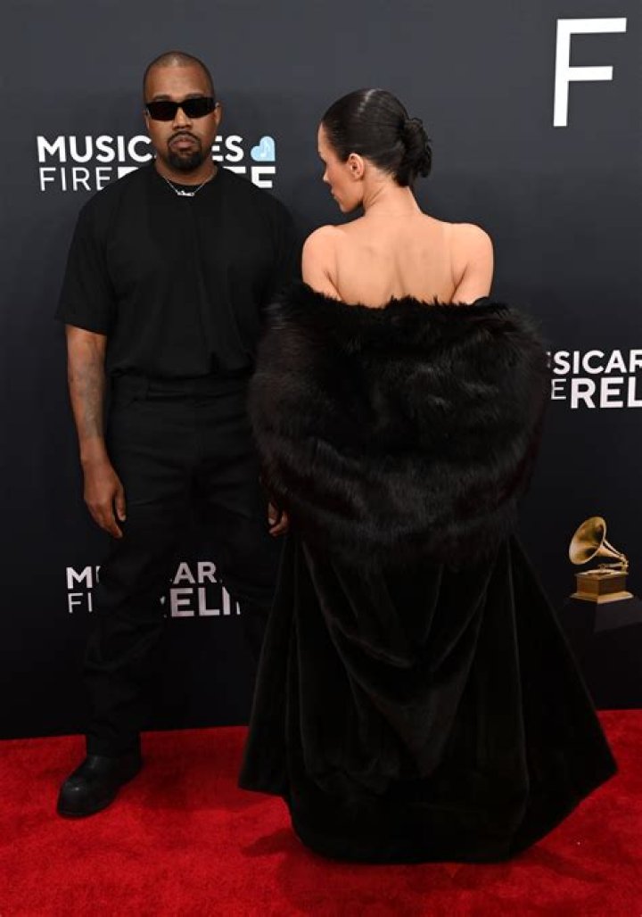 Bianca Censori's Grammys Look: What Happened with the Unblurred Photos?