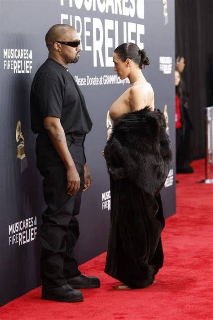 Bianca Censori Unblurred Grammys: The Daring Look That Shocked Many