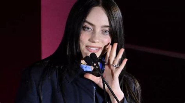 Billie Eilish NSFW: A Comprehensive Exploration of Her Journey, Music, and Impact