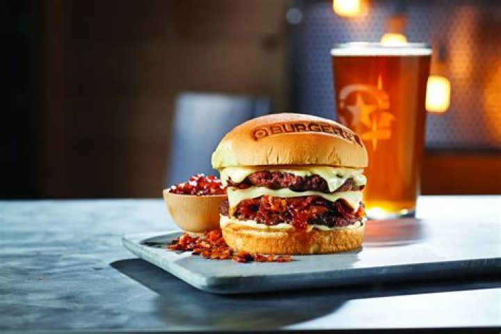 Burger King Hat Man: Crafting Amazing Burgers and Delicious Twists for Your Table Today