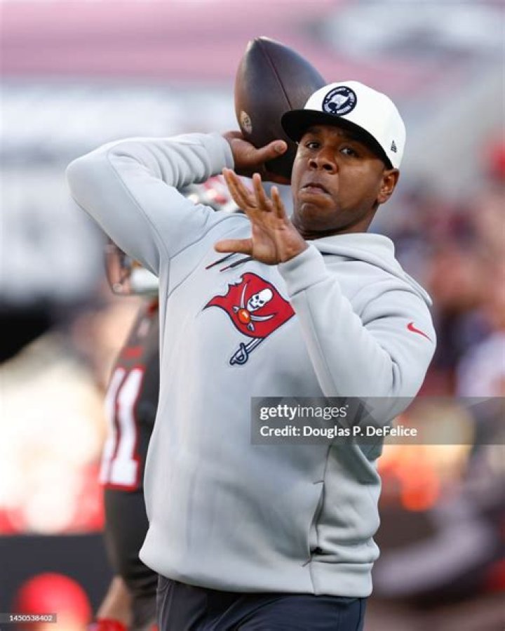 Byron Leftwich Tampa Bay: The Mastermind Behind the Buccaneers' Success