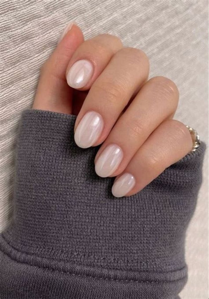 Chic and Trendy Tuning Round Acrylic Nails Designs: Your Ultimate Guide