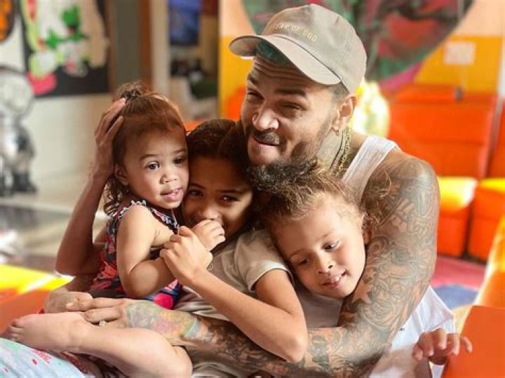 Chris Brown Wife: A Comprehensive Look into His Personal Life and Relationships