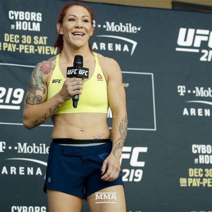 Cris Cyborg Nude