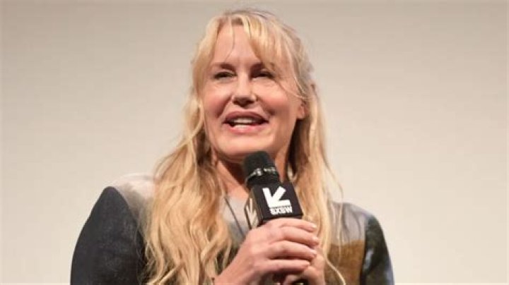 Daryl Hannah Relationships: A Comprehensive Exploration of Love and Career