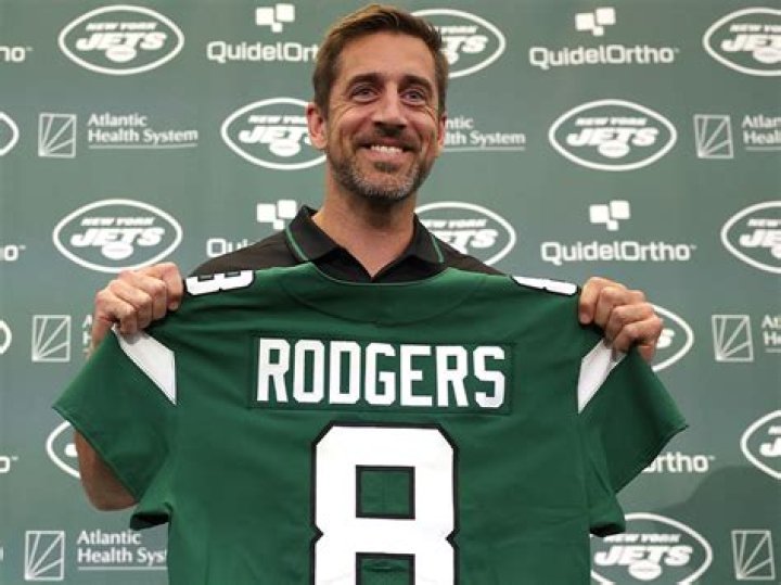 Did Aaron Rodgers Win a Superbowl? Unpacking the Legacy of a Football Icon