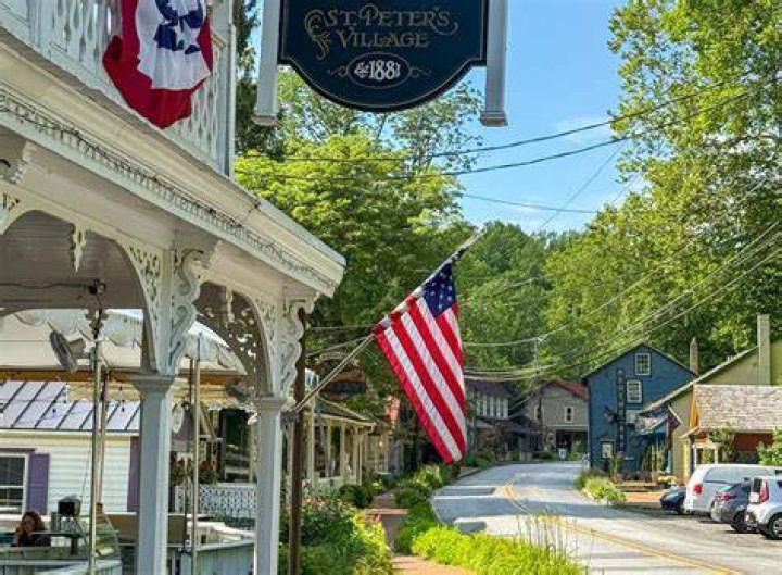 Discover the Charm of St. Peters Village Pennsylvania