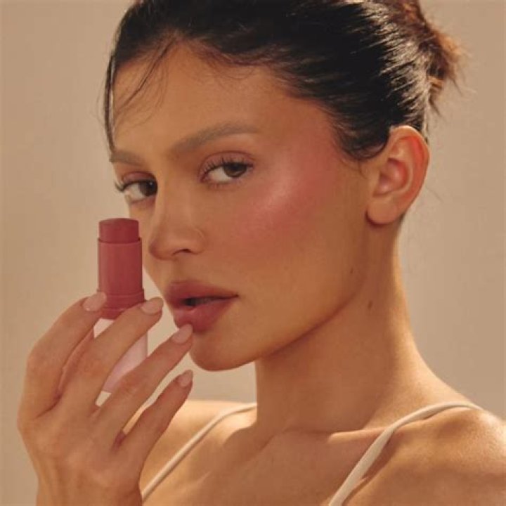 Discovering Zara Rose Nudes: Your Guide to Effortless Natural Beauty