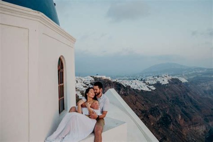 Erome: Your Destination for Erotic Pics & Porn Videos!