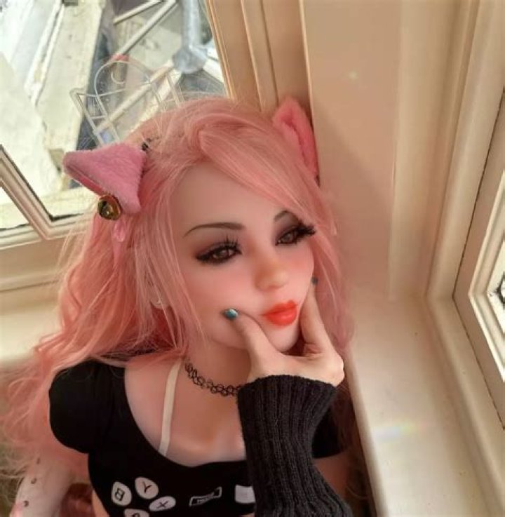 Exploring the 'Belle Delphine Riding Sex Doll' Query: A Look at the Many 'Belles' in Pop Culture and Film