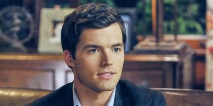 Ezra Fitz Actor: Unveiling the Talented Star Behind the Iconic Character