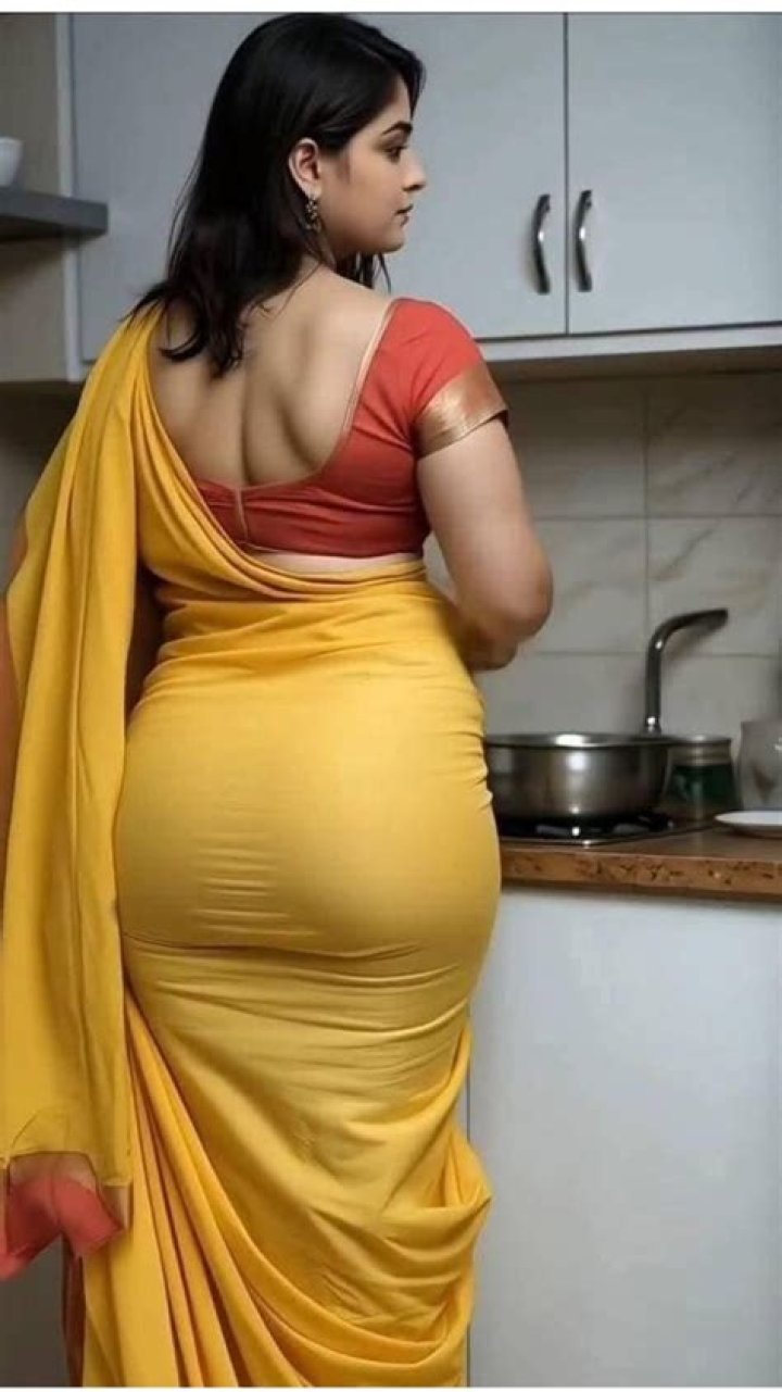 Hot Desi Videos: Indian Sexy Women & Desi49 Clips!