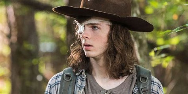 How Old is Carl Grimes in The Walking Dead? A Comprehensive Guide