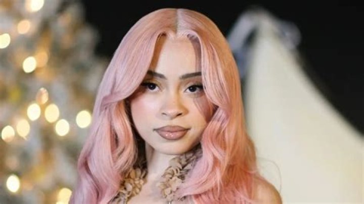 Ice Spice Naked: A Comprehensive Look at the Rising Star