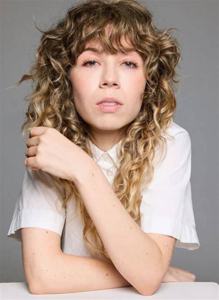 Jennette McCurdy Nude: Debunking Myths, Understanding Privacy, and Supporting Artists