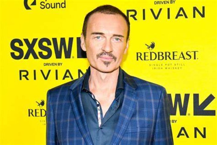Julian McMahon Illness: What's Been Said About His Health Journey