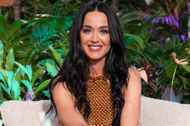Katy Perry Facts: Discover the Fascinating Life of the Global Pop Icon