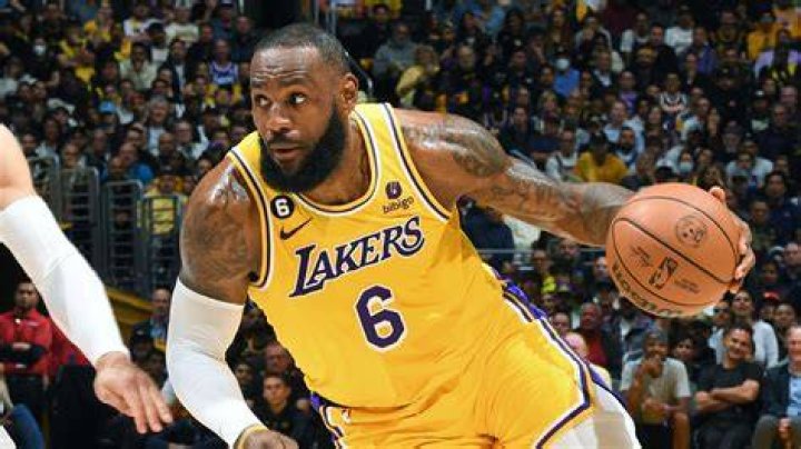 LeBron James: A Comprehensive Analysis of His Weight and Height