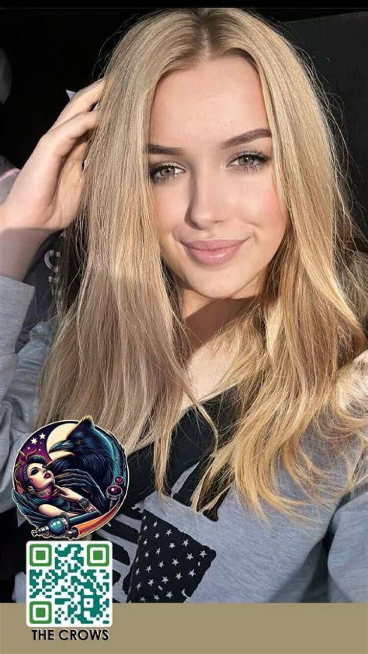 Lyra Crow OnlyFans: A Comprehensive Guide to Her Success Story