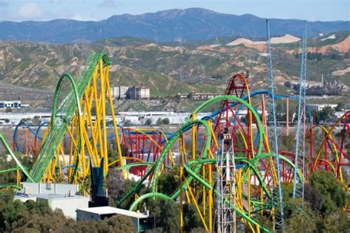 Magic Mountain Hours: The Ultimate Guide to Planning Your Visit