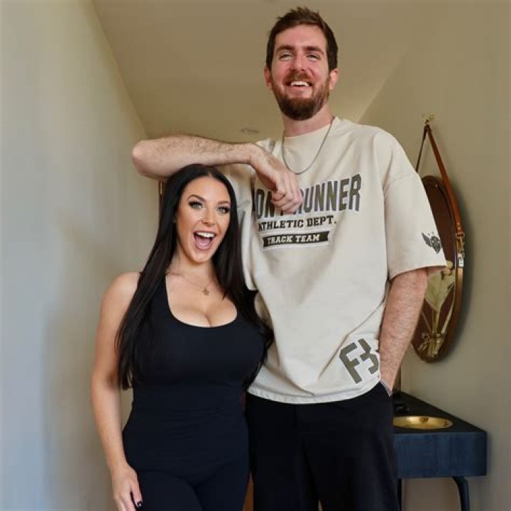 Mia Z and Girth Master: The Ultimate Guide to Their Impact on the Fitness Industry