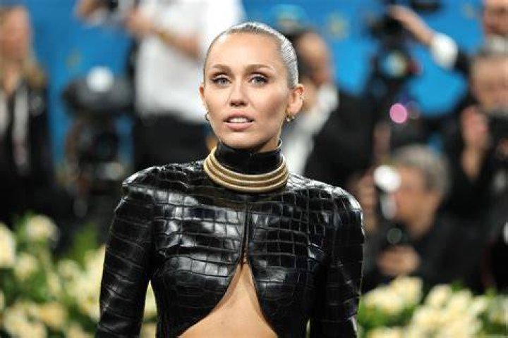 Miley Cyrus Nudes: Exploring Her Artistic Evolution and Public Statements