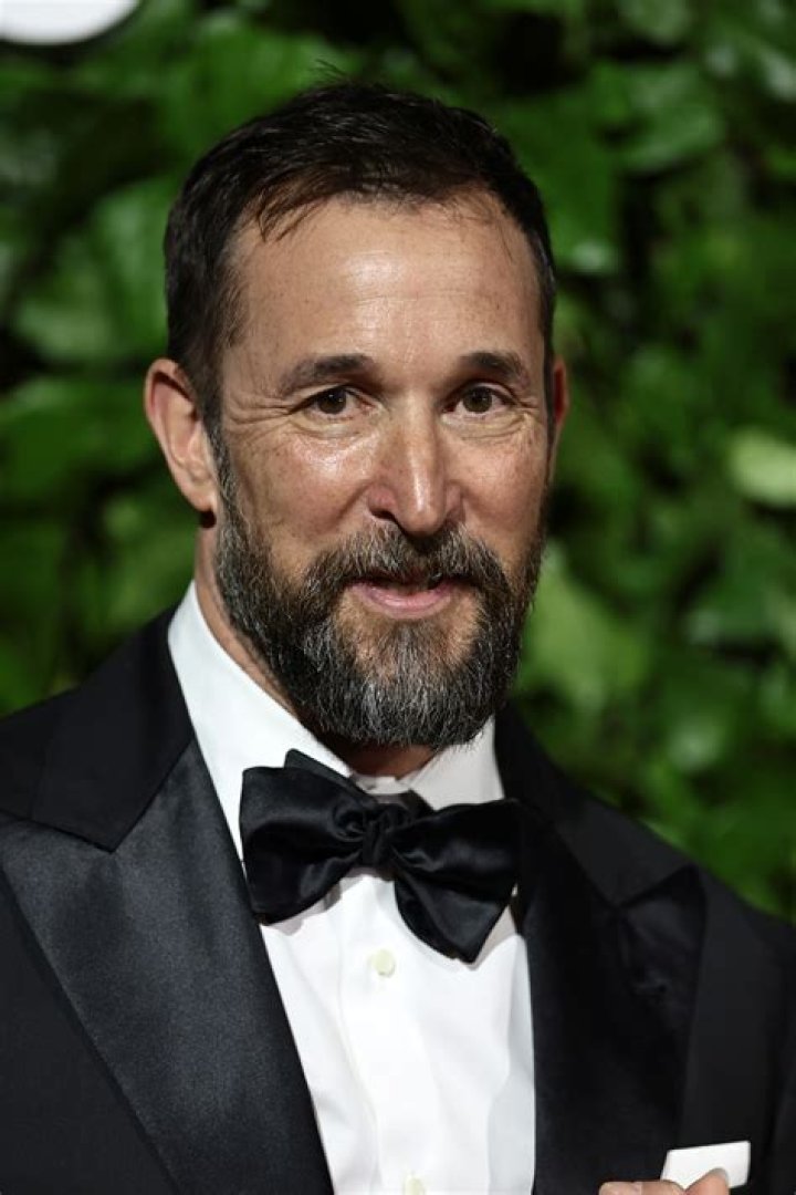 Noah Wyle Voice Change: A Detailed Exploration of His Vocal Evolution