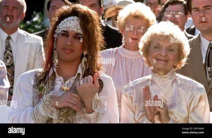 Remembering Ellen Albertini Dow: A Beloved Character Actress Who Stole Our Hearts