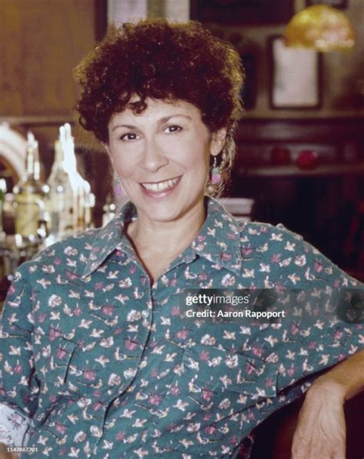 Rhea Perlman Cheers
