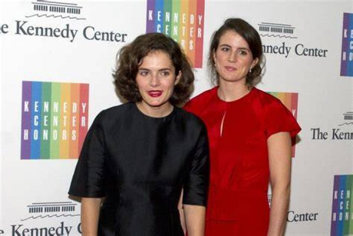 Rose Schlossberg: The Rising Star in the World of Fashion and Entertainment