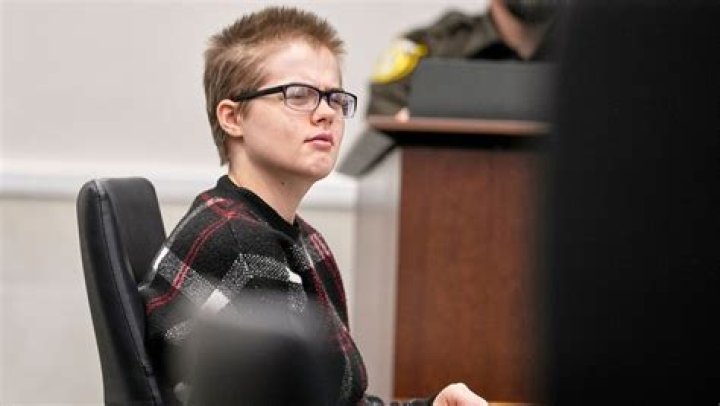 The Chilling Case of Leonid Greyser: A Courtroom Escape and a Dark Confession