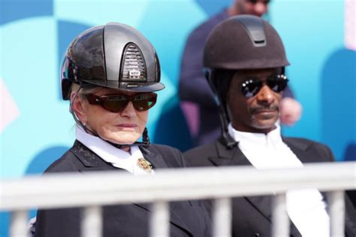 Unlikely Companions: The Friendship Between Martha Stewart and Snoop Dogg