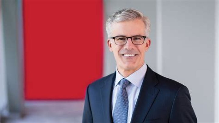 What is The Vanguard Group? A Comprehensive Guide to Understanding This Financial Giant