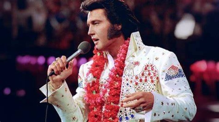 When Did Elvis Presley Die: A Comprehensive Look at the Life and Legacy of the King of Rock 'n' Roll
