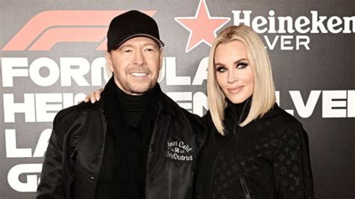 Who Is Married to Donnie Wahlberg: A Comprehensive Look into His Personal Life