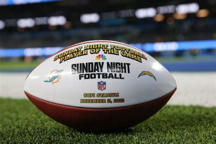 Who Is Playing on Sunday Night Football: A Comprehensive Guide